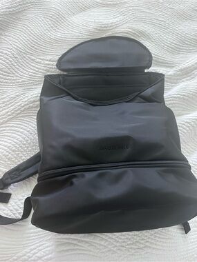 Sincerly Jules Black Sleek Backpack